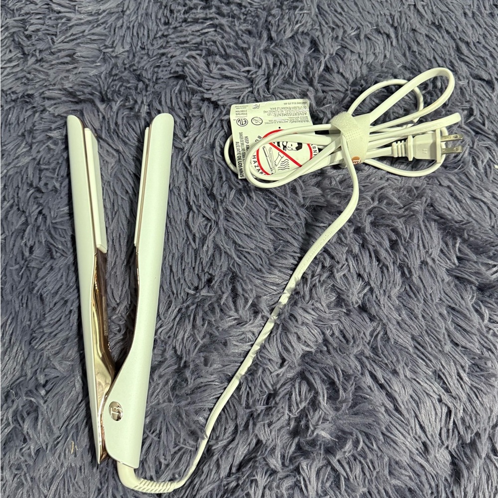 T3 Hair Straightener
